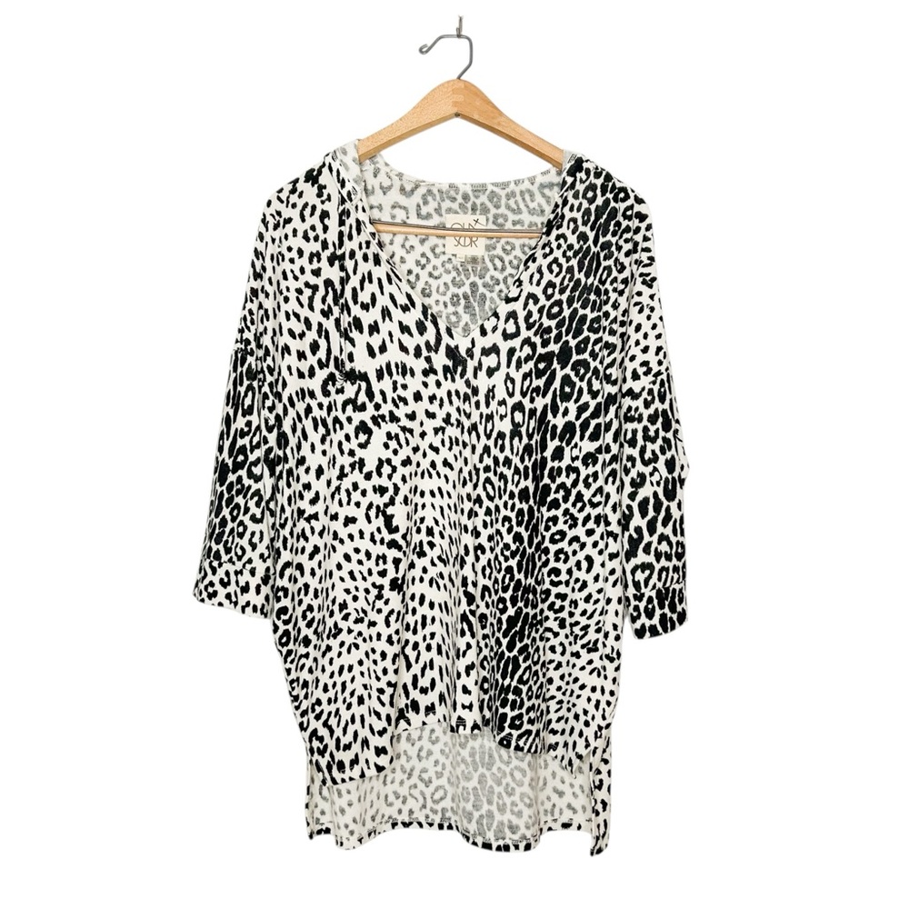 Chaser Oversized Slouchy Leopard Animal Print Short Sleeve Hooded Sweatshirt Top